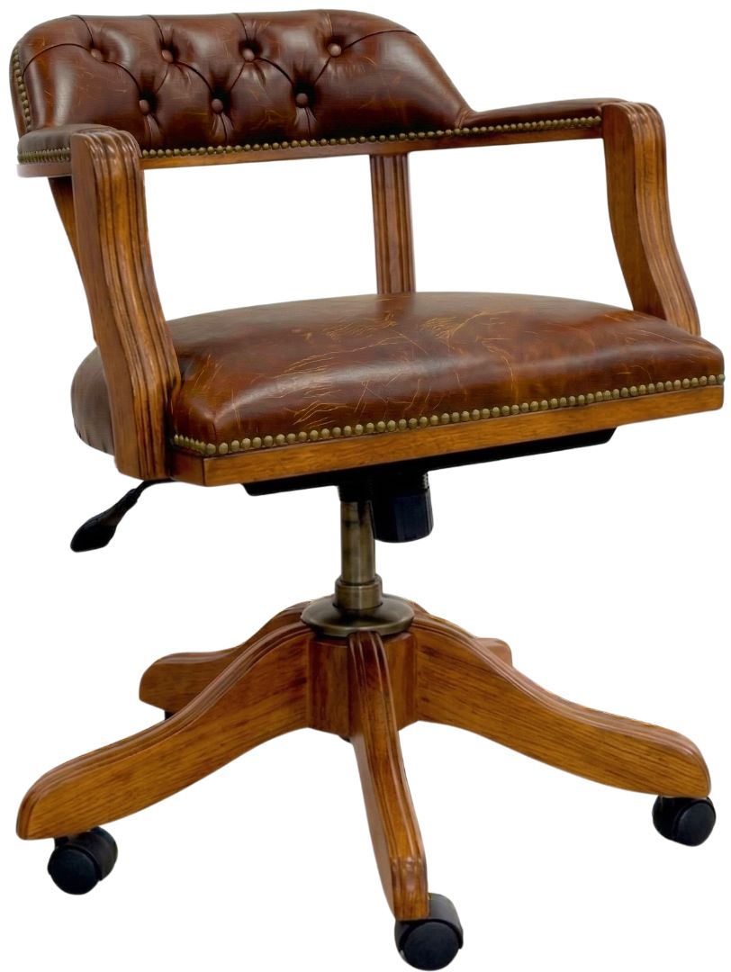 The Court Chair Swivel